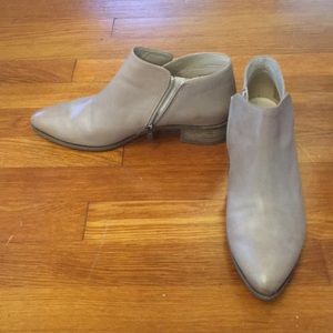 Clark’s ankle boots